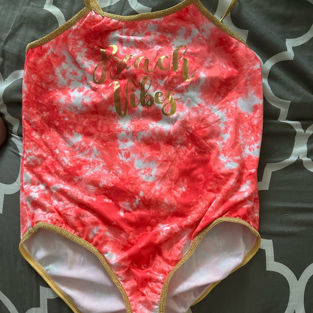 Pink Platinum Gold and White Garment